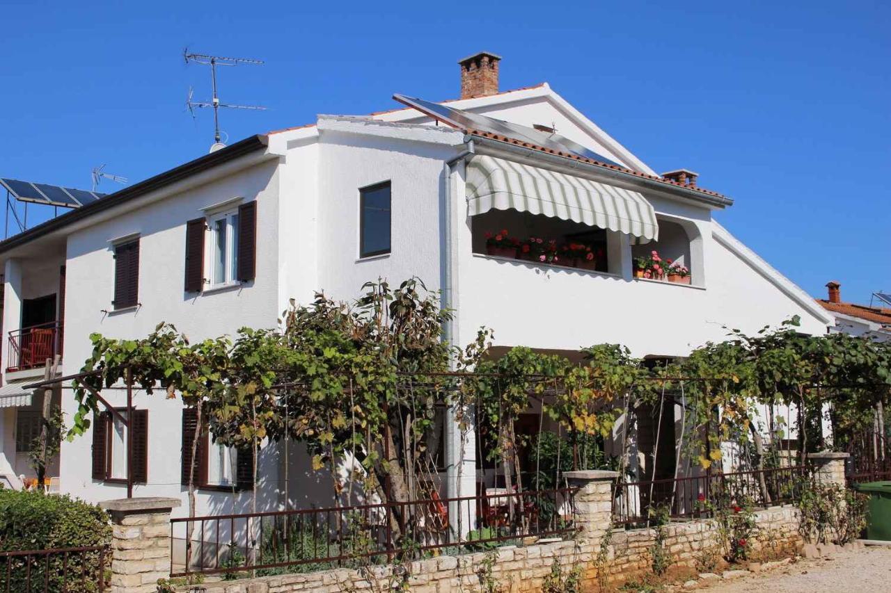 Apartman In Porec/istrien 10077 *